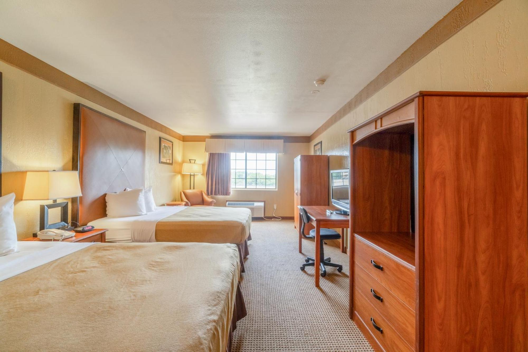 Texan By Oyo Us-181 Hotel 3*