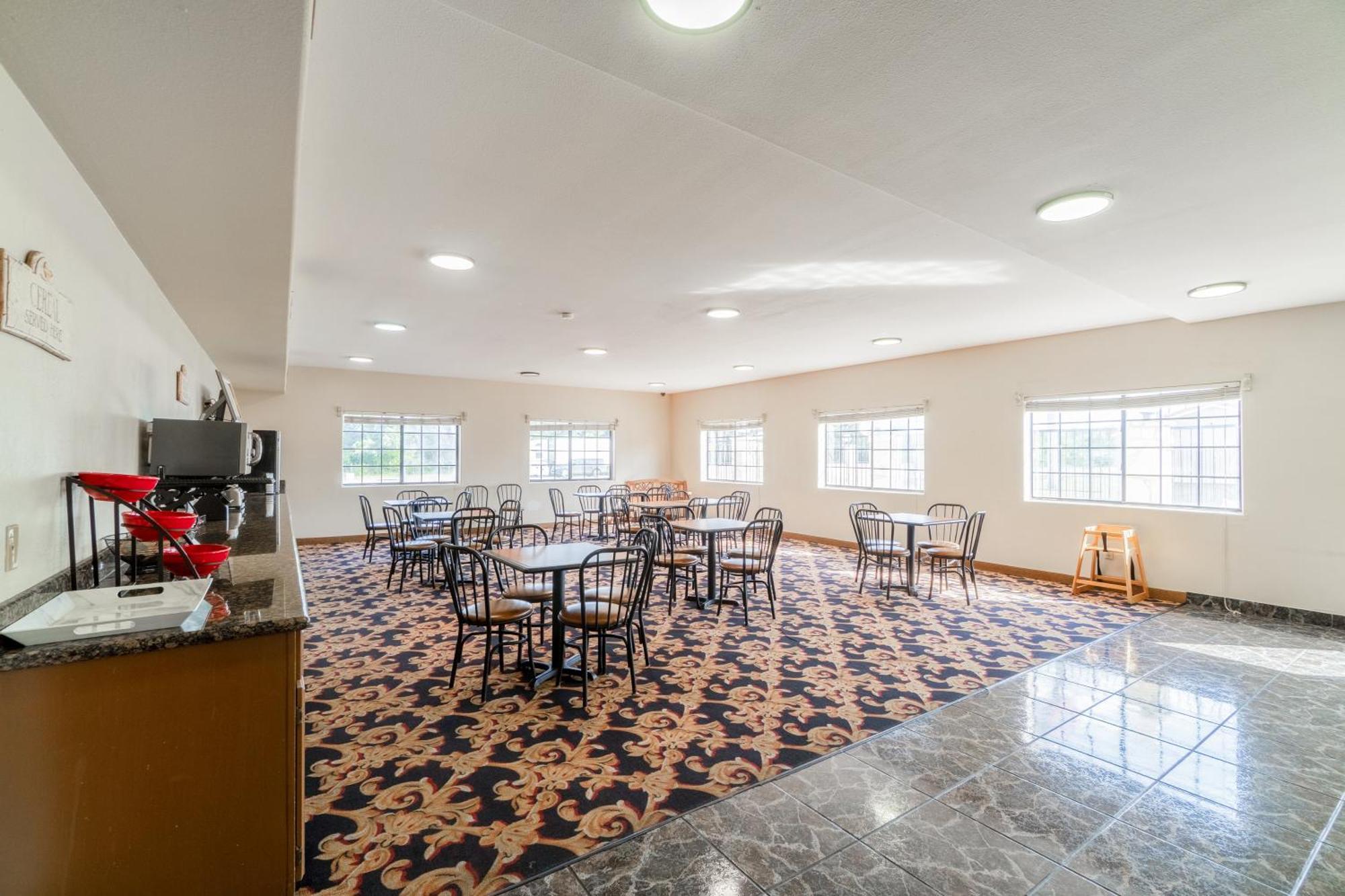 Texan By Oyo Us-181 Hotel 3*