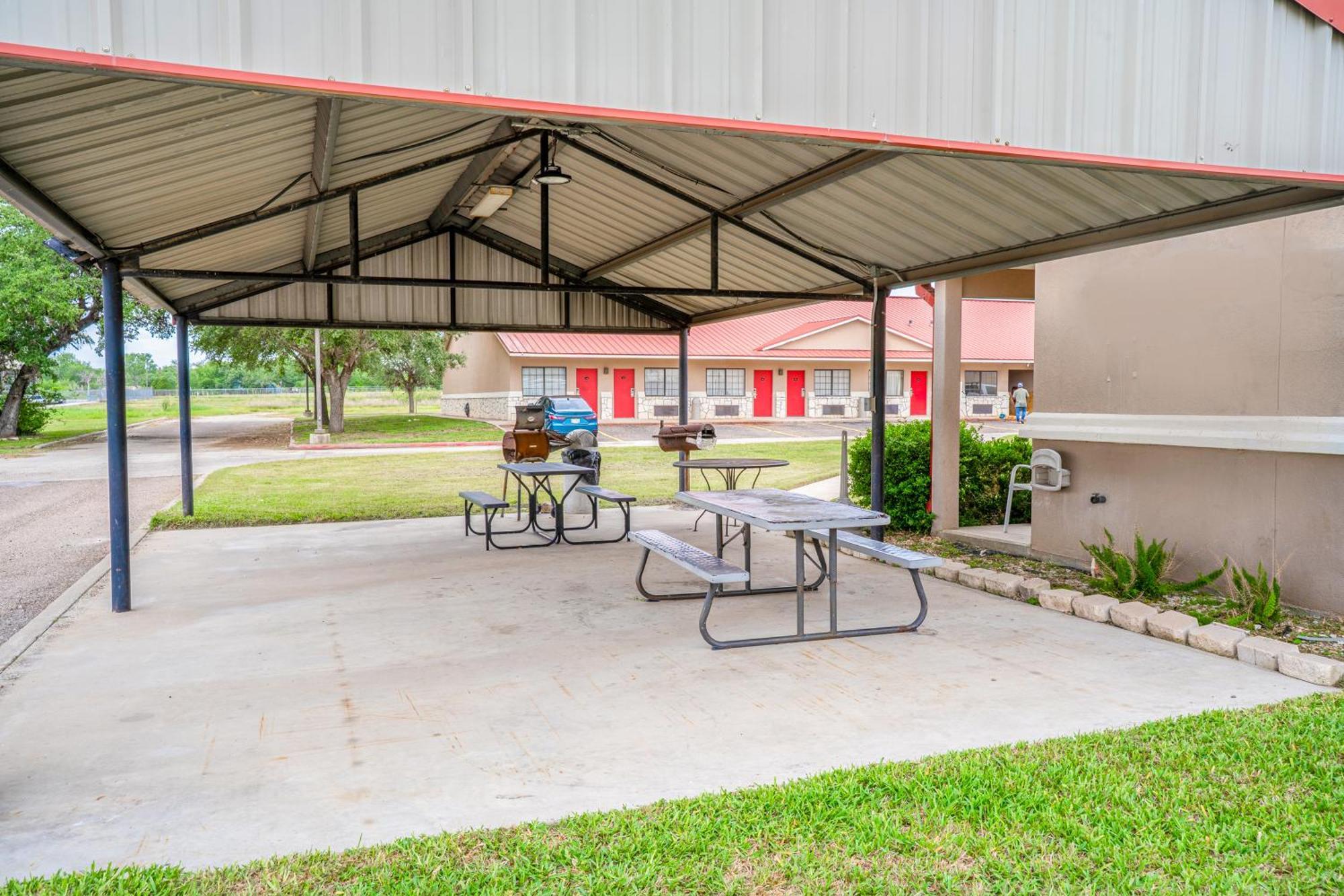 Texan By Oyo Us-181 Beeville
