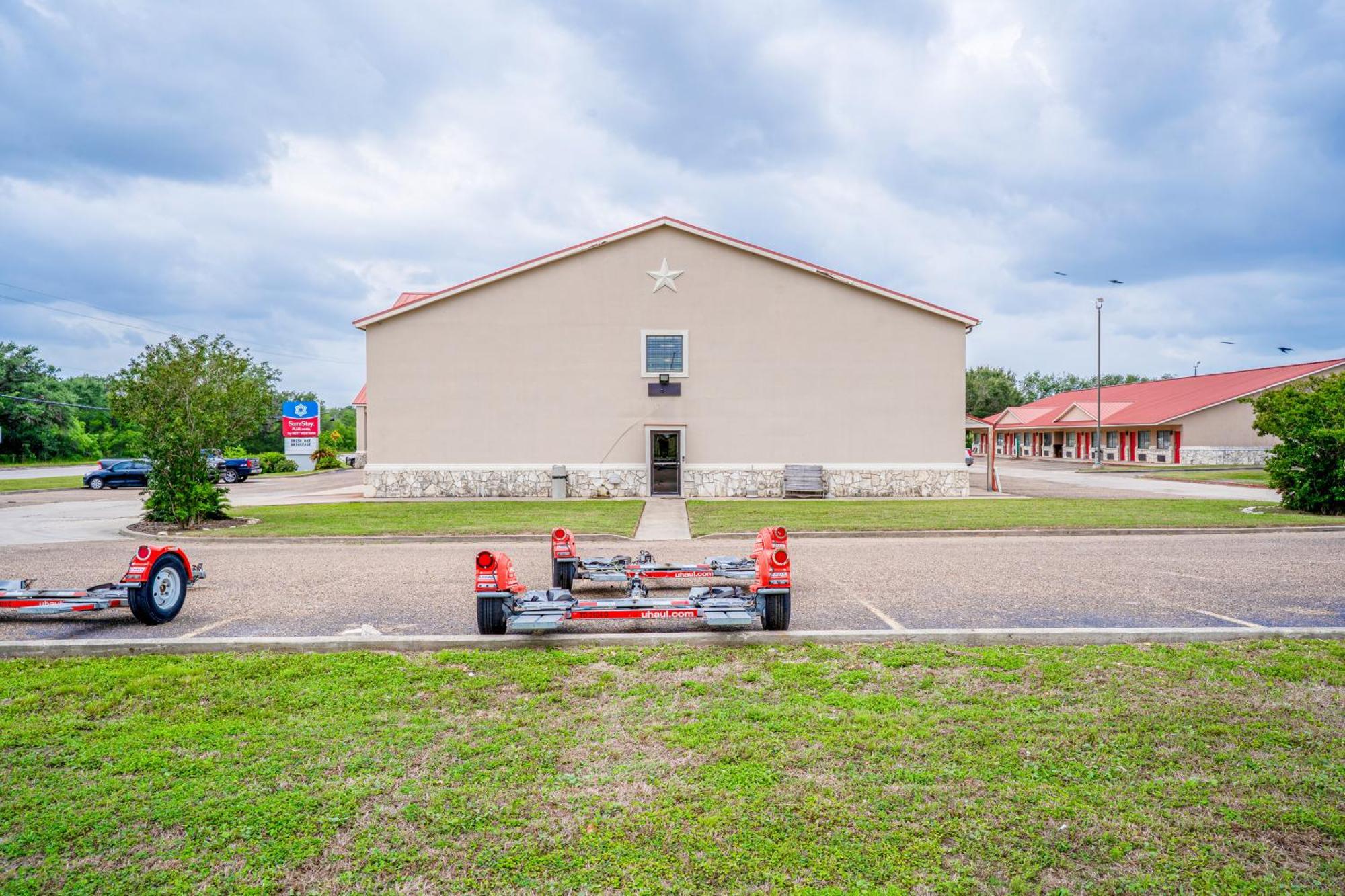 Texan By Oyo Us-181 Hotel 3*